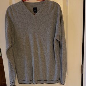 Mossimo Supply Co. Men's Light Gray V-Neck Sweater